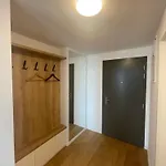 New Downtown Couple Minute From The Old Town Apartment